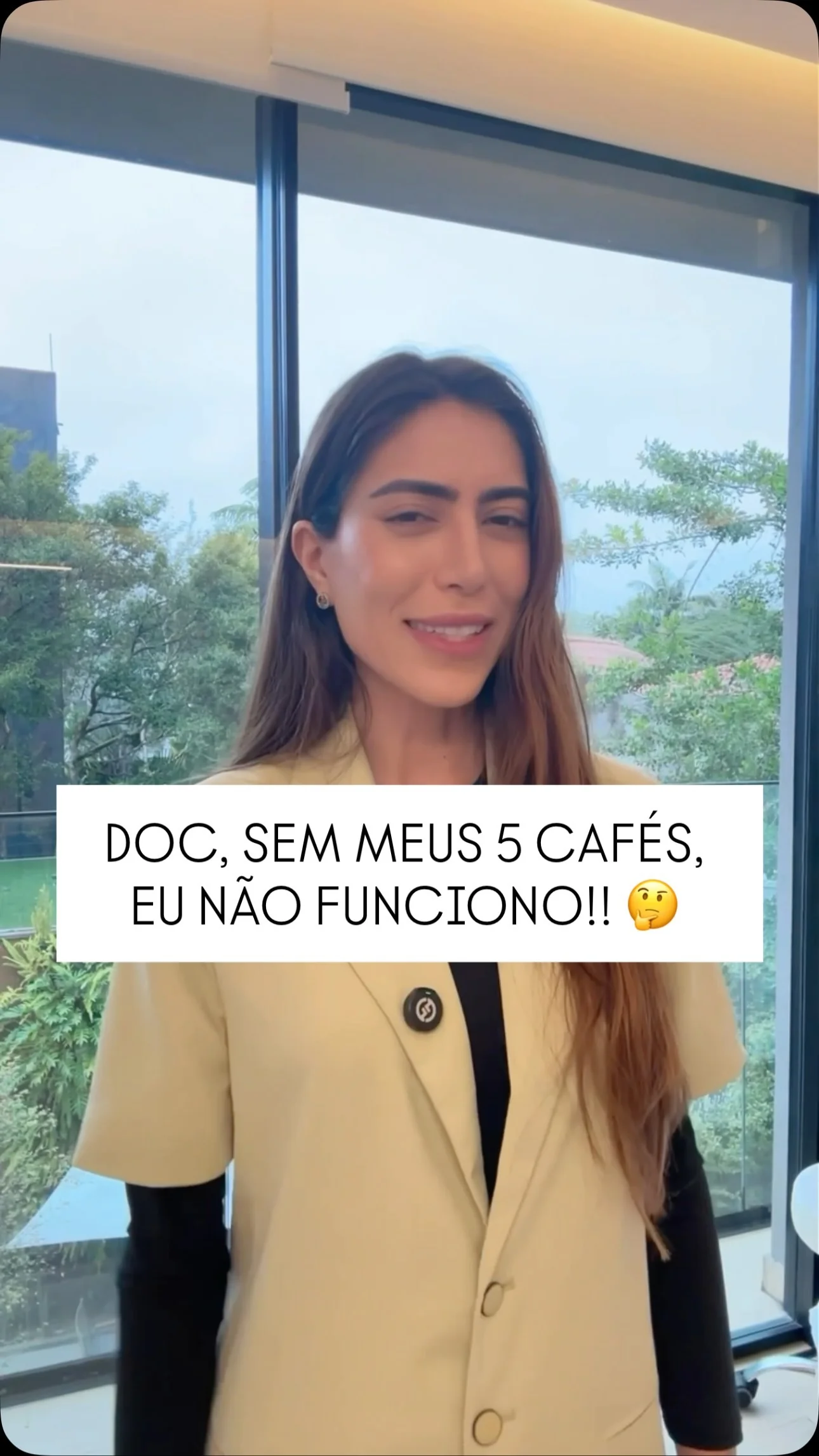 Raquel grava conteúdo educativo