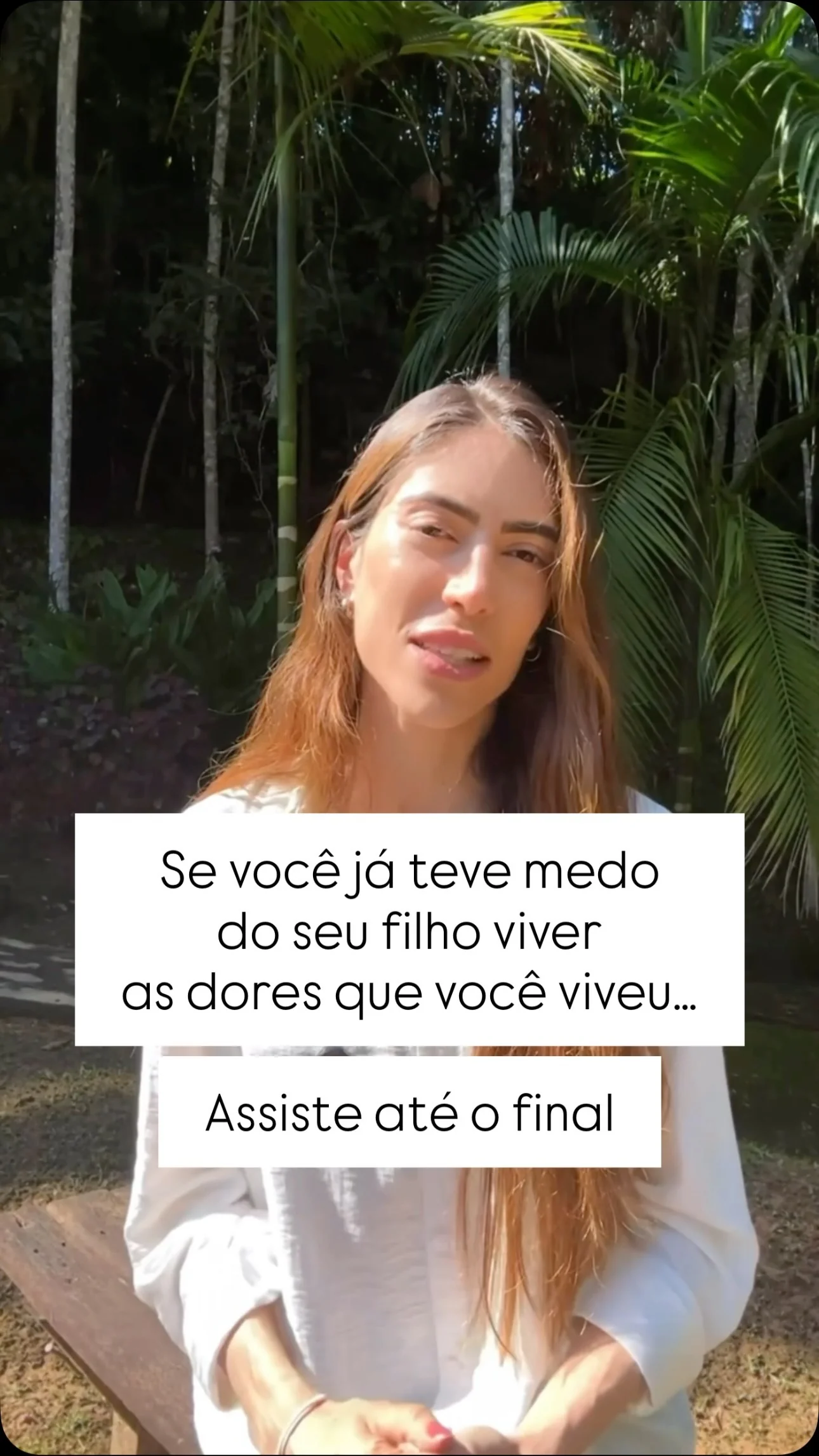 Dra. Raquel Màrques em ambiente externo